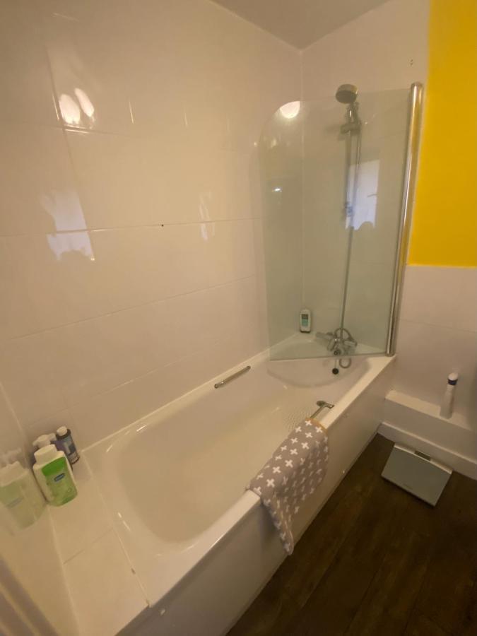 Spacious 1-Bed Flat In North Kensington Λονδίνο Εξωτερικό φωτογραφία