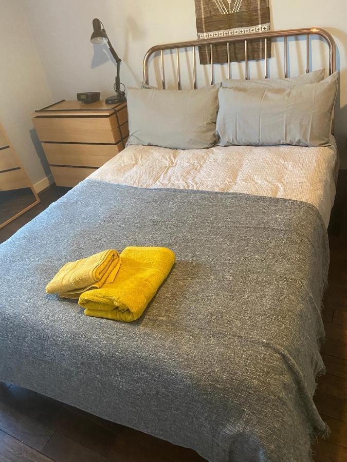 Spacious 1-Bed Flat In North Kensington Λονδίνο Εξωτερικό φωτογραφία